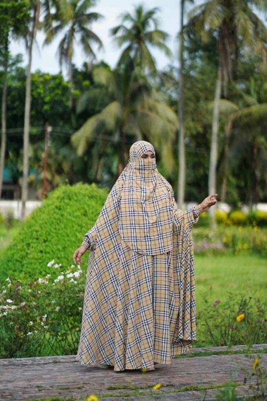 প্রিমিয়াম লং জিলাবাব